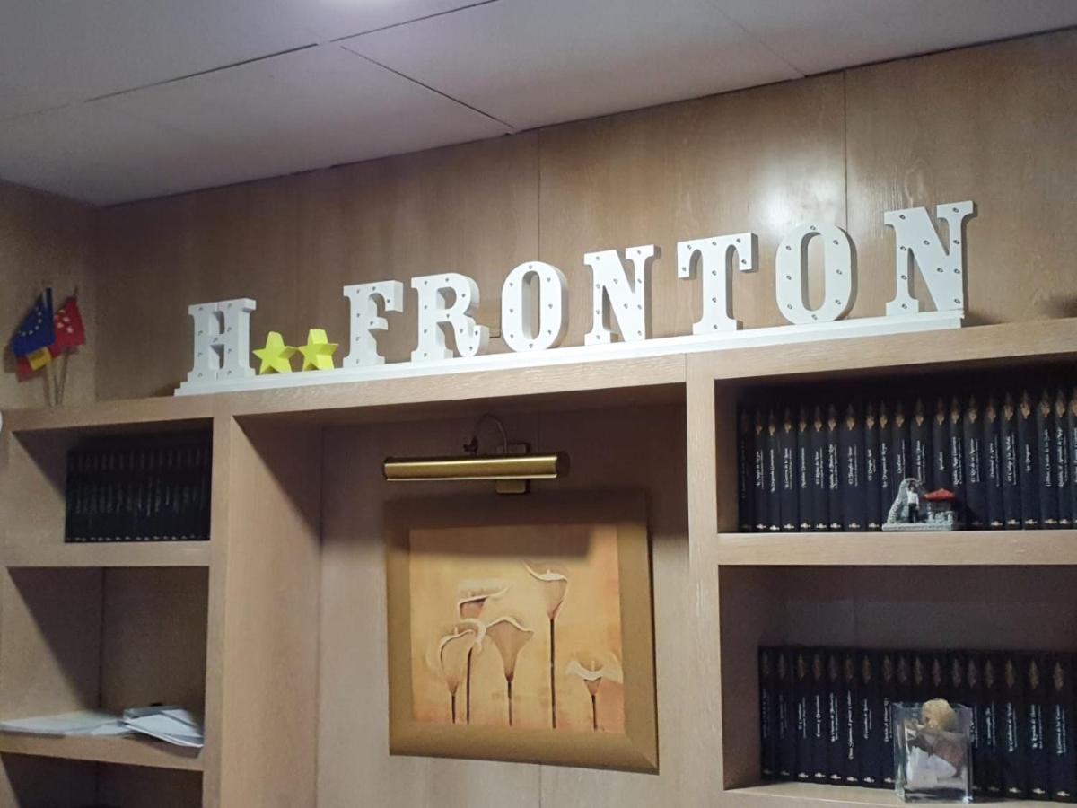 Hostal Fronton Alcobendas Zewnętrze zdjęcie