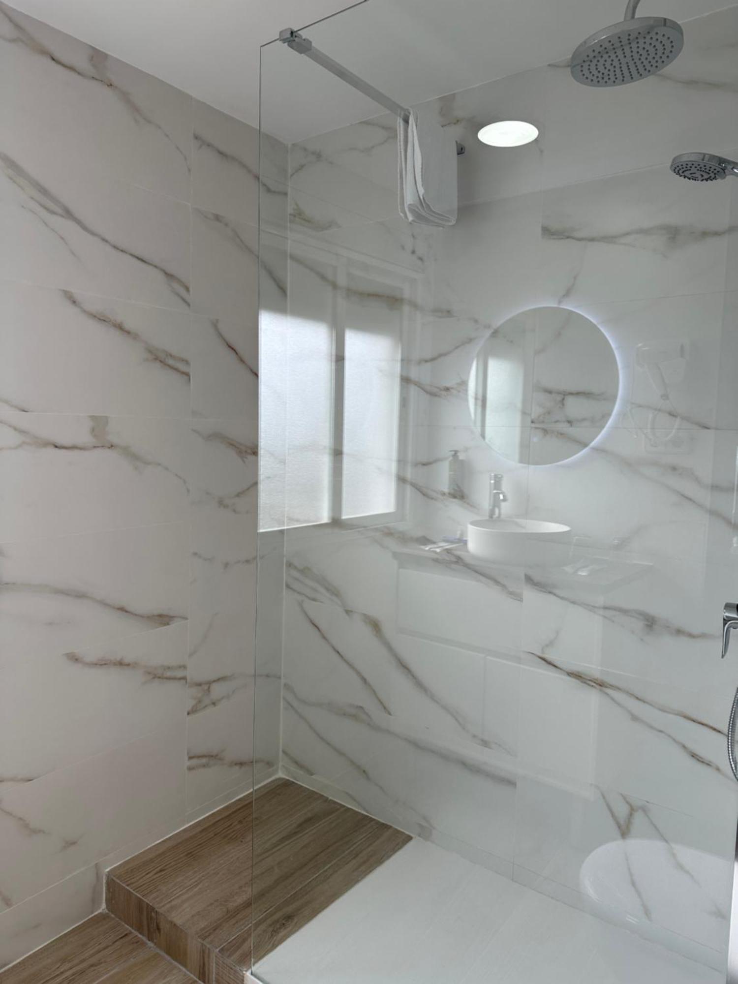 Hostal Fronton Alcobendas Zewnętrze zdjęcie